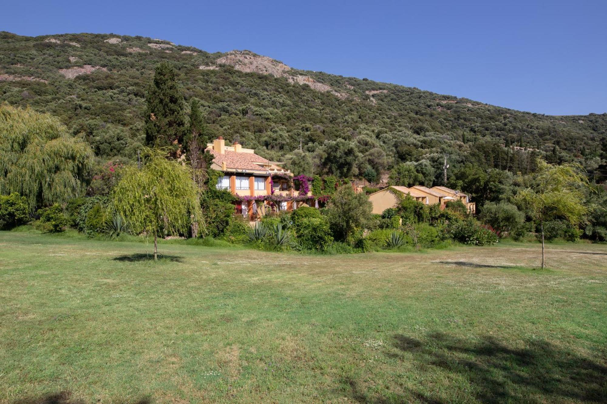 Residence Helios Cargese Bagian luar foto